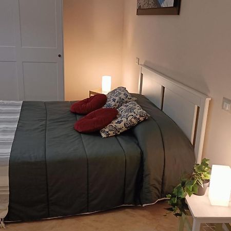 Cozy House Con Corte Privata In Centro Storico Aq LʼAquila Extérieur photo